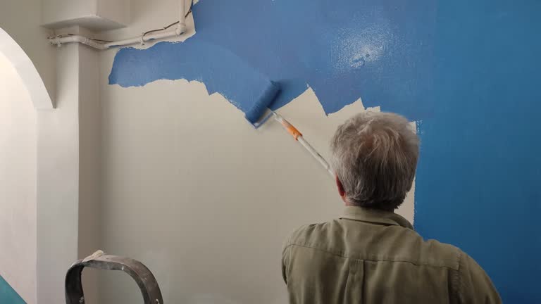 Best Drywall Sanding and Smoothing  in Hartford, WI